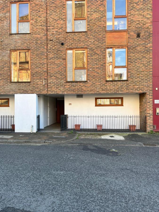 Lovely 1 Bedroom Apartment In South East Londra Exterior foto